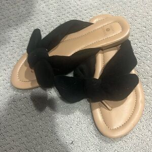 Now detailed sandal